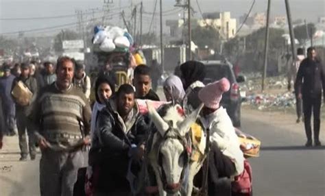 الرئيس الفلسطيني يجدد التأكيد على رفض التهجير القسري سواء في قطاع غزة