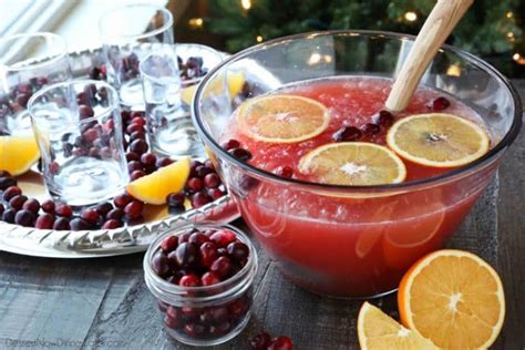 This Non Alcoholic Cranberry Orange Mocktail Is An Easy And Refreshing