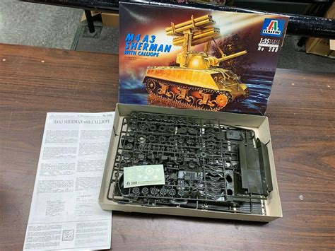 M4A3 Sherman with Calliope Tank Italeri No.288 Scale1:35 Plastic Model Kit | #3246595958