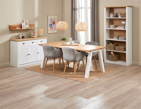 Skagen L Tafel Wit Eiken Adslev Stoelen Fluweel Grijs Jysk