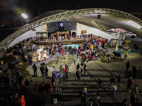 Tlalnepantla Da La Bienvenida A La Navidad Con El Encendido Del Rbol Y