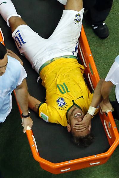 Neymar Fratura V Rtebra E Atacante N O Joga Mais Na Copa