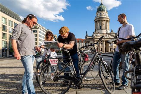 Berlijn Fietstocht In Kleine Groep Door Het Stadscentrum Getyourguide