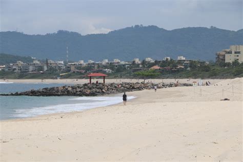 Praia de Itaipu Prefeitura Municipal de Niterói