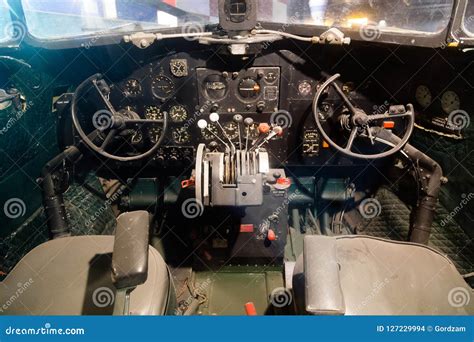 Vintage Jet Airliner Cockpit Editorial Stock Image - Image of technology, aviation: 127229994