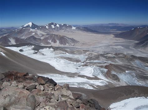 35 sensational photos of Ojos del Salado, Chile | BOOMSbeat