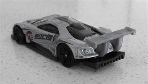 Машинка Базова Hot Wheels Ford GT Race Borla Speed Graphics GRY Metallic Silver