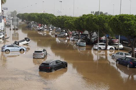 Desastres naturales en España Inundaciones dejan 95 muertos Puebla321