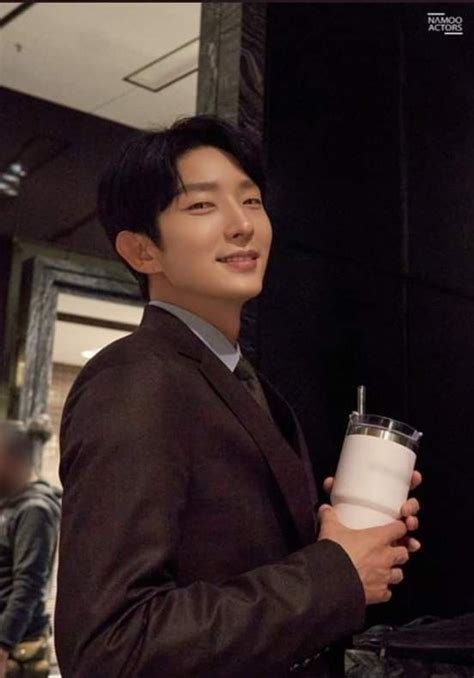 Pin Oleh Ana Mar A Sandoval Poveda Di Lee Joon Gi