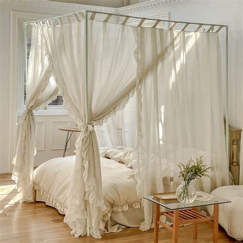 Canopy Bed Curtains With Lights