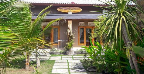 Harris Surf Villa Hotel In Medewi West Bali Escape The Crowds