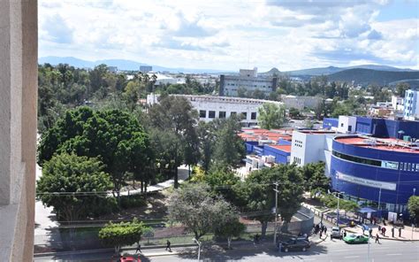 Torre Es Compatible Con El Parque Irekua El Sol De Irapuato