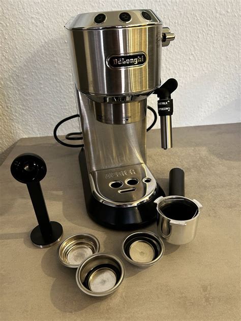 De Longhi Dedica Style EC 685 Espressomaschine EdelKüche