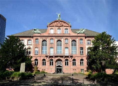 Best 3 things in Senckenberg Museum Frankfurt