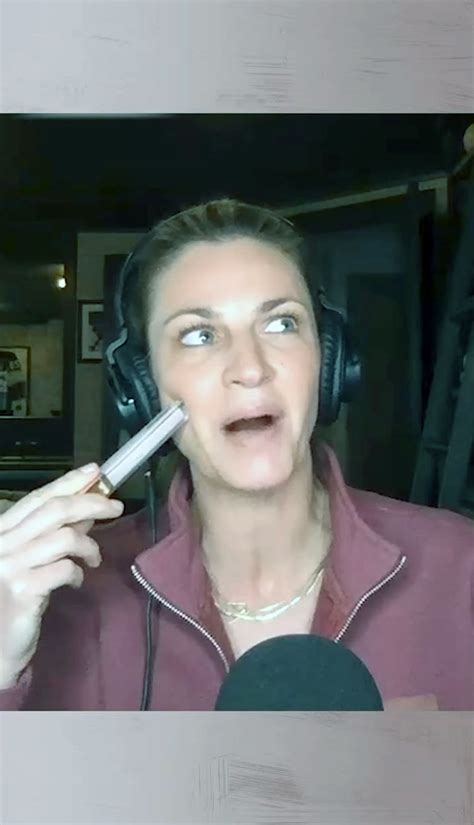 Erin Andrews Nude In Peephole Leaked Video Scandal Planet