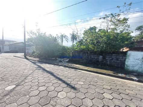 Lote Terreno na Rua Nicolau Cuqui 419 Ilha Caraguatá em Cubatão por