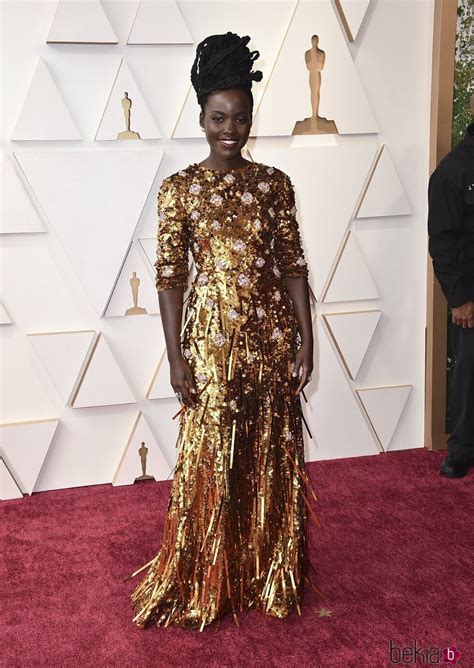 Lupita Nyongo En La Alfombra Roja De Los Premios Oscar 2022 Alfombra