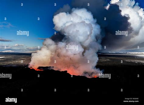 Volcano Eruption At The Holuhraun Fissure Near The Bardarbunga Volcano