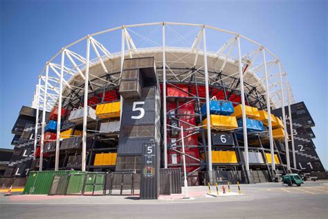 Stadium Container Palast Wird Mitten In Der Wm Wieder Abgebaut