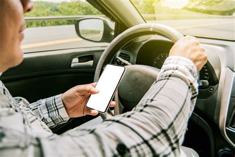 What Are The Most Common Types Of Distractions While Driving Polito