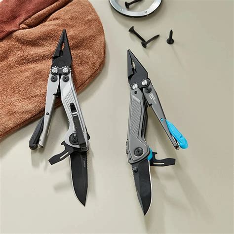 DAKOYU Folding Multitool Pliers Multi Functional Combination Tool