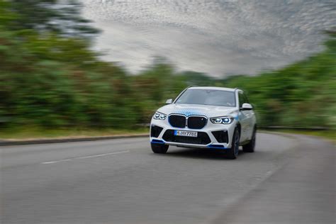 Bmw Ix5 Hydrogen Pilot Fleet Visits The Uk