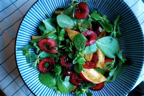Purslane Salad With Cherries And Peaches