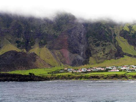 Эдинбург семи морей тристан да кунья - фото