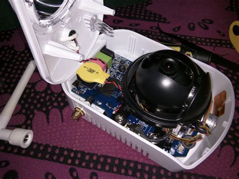 Repairing the Sercomm RC8230 PTZ Camera – Terence Eden’s Blog