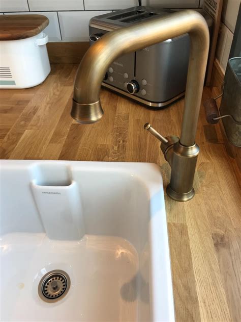 Hiendure Antique Brass Finished Antique Kitchen Sink Tap With Swivel