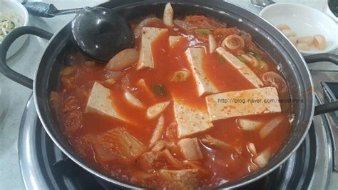 부산연산역맛집 두툼한 생고기가 듬뿍 들어있는 김치찌개 맛집 시골통돼지볶음 네이버 블로그