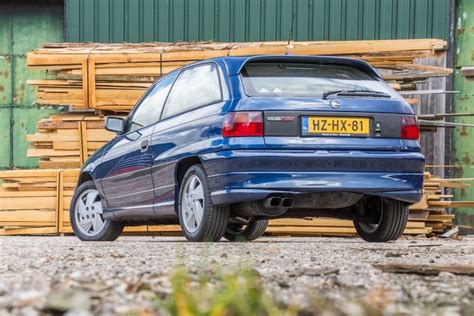 Erik van Dijk 'unpaupered' Opel Astra GSi and now has a beautiful copy ...