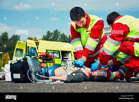 Paramedic Resuscitation Hi Res Stock Photography And Images Alamy