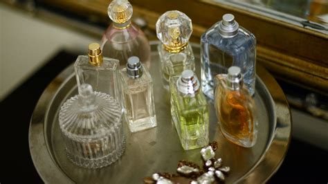 The Biggest Perfume Trends of 2023, According to Fragrance Experts ...