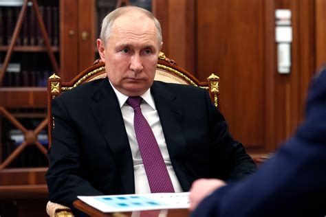 War between Ukraine and Russia – live: Putin suffers 'increasing ...