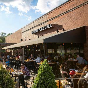 fairview heights restaurants with outdoor seating - Jen Grier