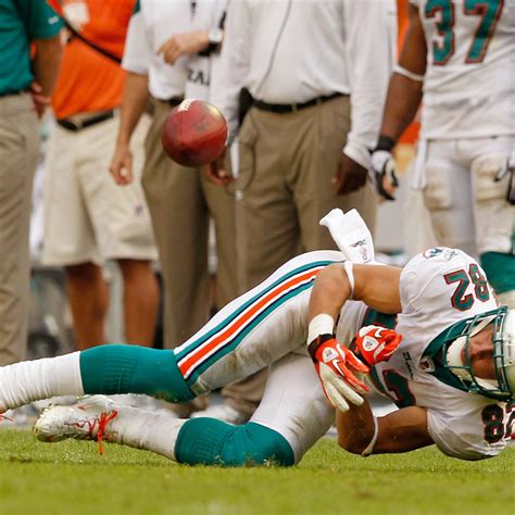 Miami Dolphins: Ryan Tannehill Can't Afford Brian Hartline Disappearing Again | News, Scores ...