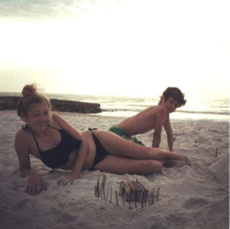 10 Hot Sexy Olivia Scriven Bikini Pics