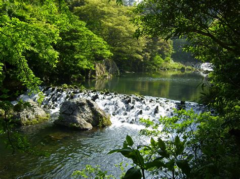 Michan Petite: South Korea: Cheonjiyeon Waterfall And Oedolgae Rock