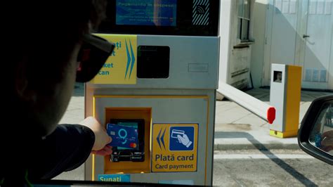 Bcr A Implementat Solu Ia De Plat Contactless Pentru Parc Rile Din