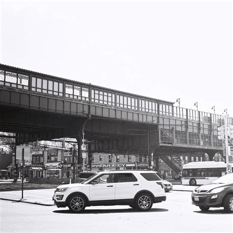 Review: Kodak T-Max 400 (120 and 35mm) | La Noir Image