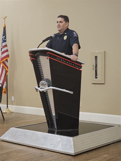 Effinger Named Lexington Area Crimestoppers Officer Of The Year —