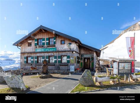 Parking Restaurant Grossglockner Hi Res Stock Photography And Images