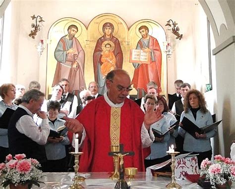 È mancato don Maurizio Ridolfi Fu parroco in Val Resia negli anni