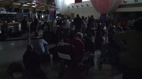 Power Outage Shut Down Americas Busiest Airport Updated