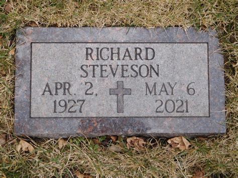 Richard E Steveson 1927 2021 Memorial Find A Grave