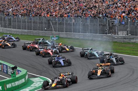 GALERIE FOTO Max Verstappen câștigă Marele Premiu de Formula 1 al