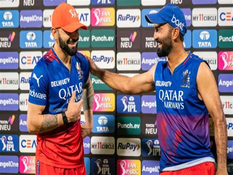 IPL 2024 RCB Vs GT What Virat Kohli Did After Receiving The Orange Cap