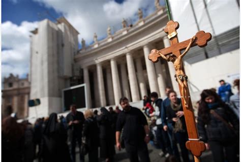 Cambiano Padre Nostro E Gloria Tiscali Notizie