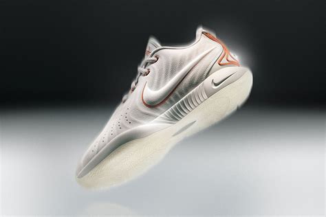 Кроссовки LeBron 21 с верхом, похожим на раковину устрицы